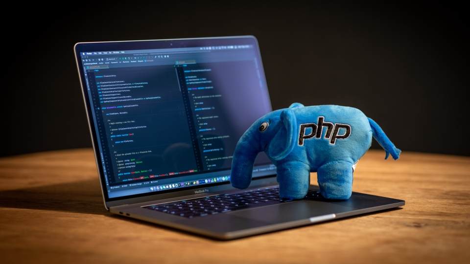 PHP 言語を学べる